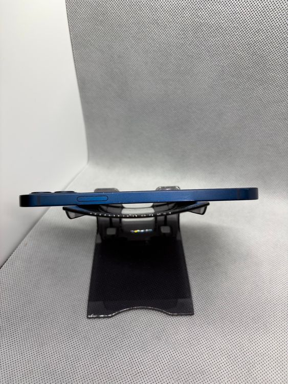 ���ϥԥͥ��ͥå� SIM�ե꡼ iPhone12 64GB �֥롼 �Хåƥ꡼80%