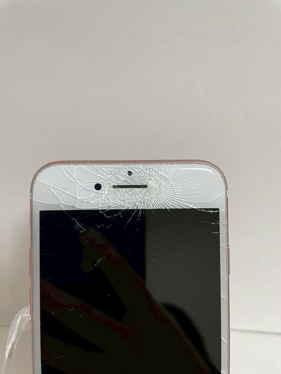 ϥԥͥͥå SIMե꡼ iPhone7  128GB  Хåƥ꡼81%