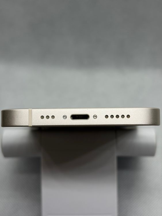 ���Хåƥ꡼87% Ķ���� SIM�ե꡼ iPhone14 128GB �������饤��