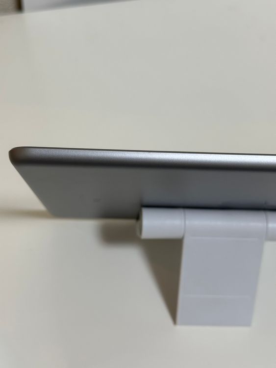 ��iPad ��5���� 32GB ���ڡ������쥤 Wi-Fi��ǥ�