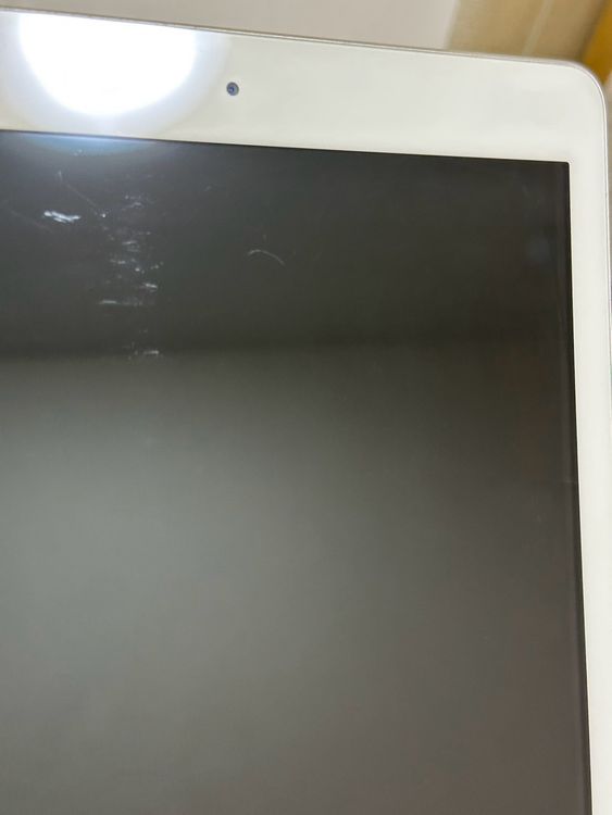���Хåƥ꡼97% iPad ��6���� 32GB ����С� Wi-Fi��ǥ�