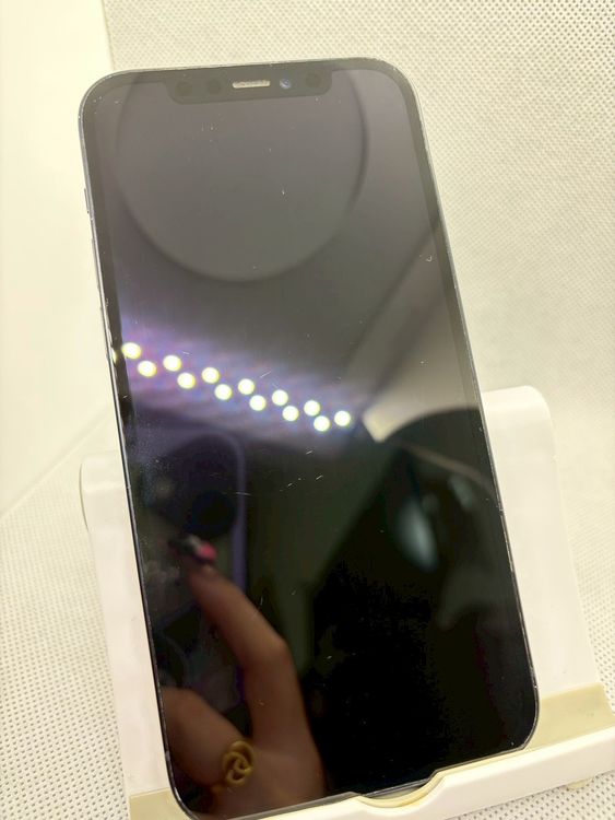 ���ϥԥͥ��ͥå� SIM�ե꡼ iPhone12 256GB �֥�å� �Хåƥ꡼82%