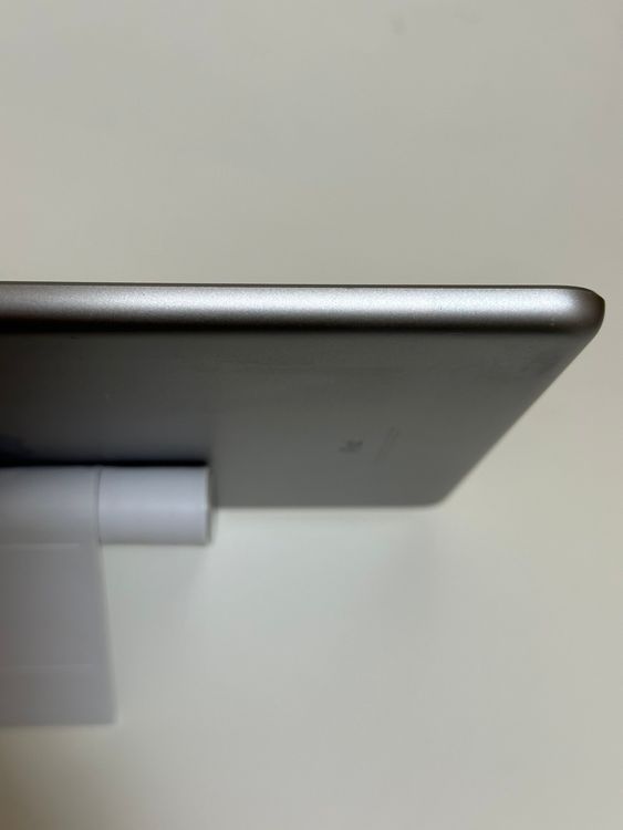 ��iPad ��6���� 32GB ���ڡ������쥤 SoftBank
