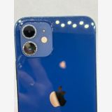 ���Хåƥ꡼83% SIM�ե꡼ iPhone12 64GB �֥롼