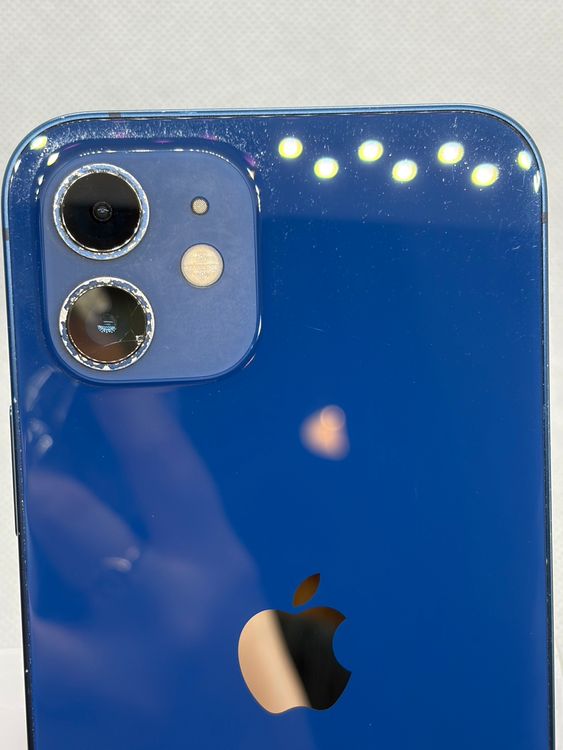 ���Хåƥ꡼83% SIM�ե꡼ iPhone12 64GB �֥롼