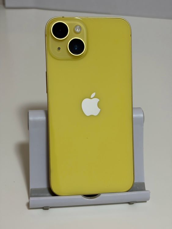 ���Хåƥ꡼81% SIM�ե꡼ iPhone14 128GB ��������