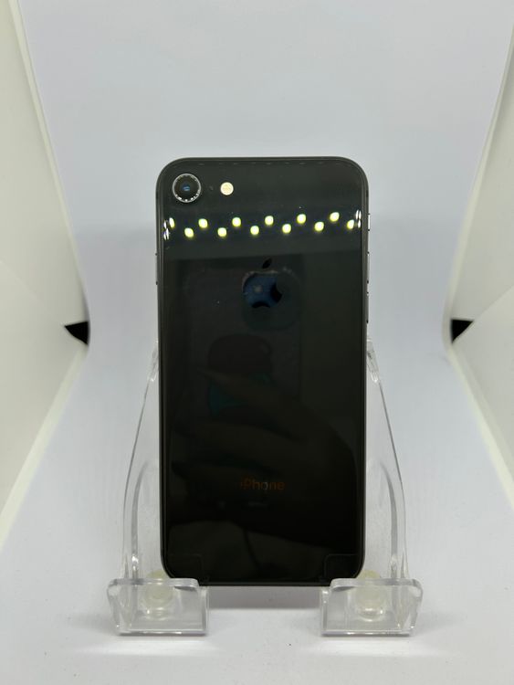 ���Хåƥ꡼87% SIM�ե꡼ iPhone8 64GB ���ڡ������쥤