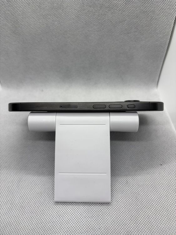 ���ϥԥͥ� SIM�ե꡼ iPhone15Pro 128GB �֥�å������˥��� �Хåƥ꡼89%