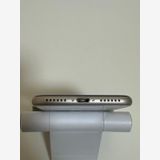 ��SIM�ե꡼ iPhoneSE ��3���� 128GB �������饤��