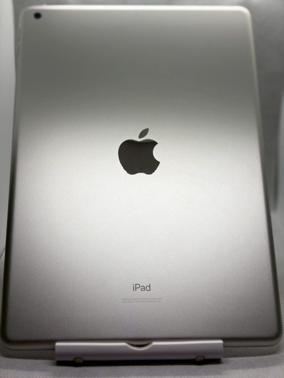 ������ iPad ��8���� 32GB ����С� Wi-Fi��ǥ�