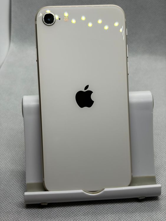 ���Хåƥ꡼100% SIM�ե꡼ iPhoneSE ��3���� 64GB �������饤��