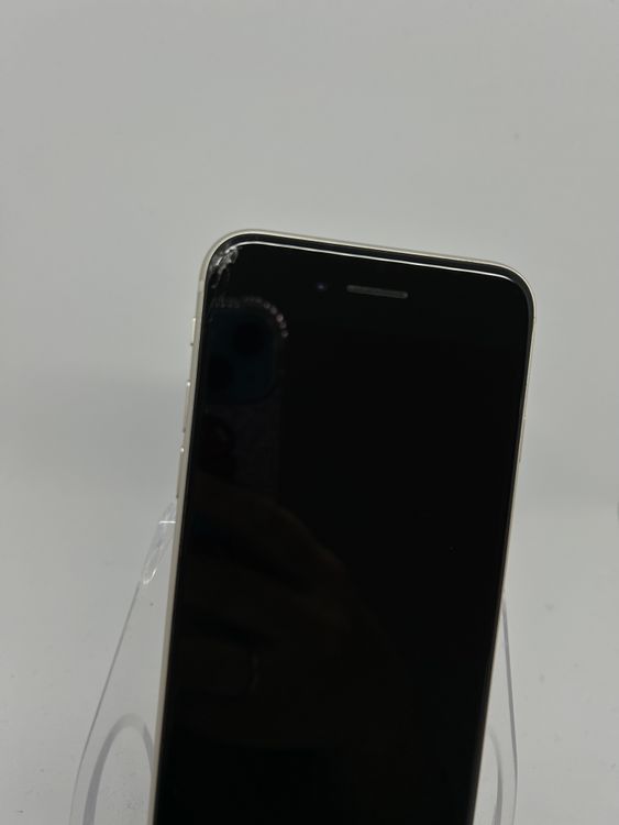 ���ϥԥͥ��ͥå� SIM�ե꡼ iPhoneSE��3����  64GB �������饤�� �Хåƥ꡼75%