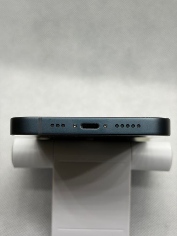 ��Ķ���� SIM�ե꡼ iPhone14 128GB �ߥåɥʥ��� �Хåƥ꡼84%