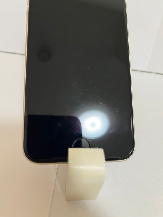 ○ハピネスネットiPhoneSE3  64GB スターライト   送料無料