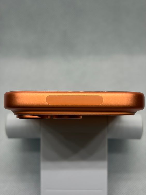 ������Ʊ�� �Хåƥ꡼99% SIM�ե꡼ iPhone17Pro 256GB �����