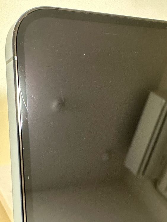 ���Хåƥ꡼83% SIM�ե꡼ iPhone12Pro 256GB �ѥ��ե��å��֥롼