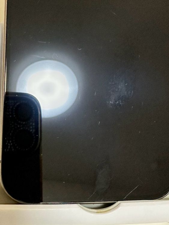 ���Хåƥ꡼80% SIM�ե꡼ iPhone15Pro 512GB �ʥ���������˥���