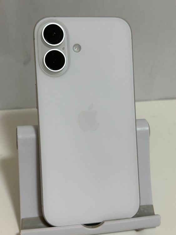 ������Ʊ�� �Хåƥ꡼91% SIM�ե꡼ iPhone16 128GB �ۥ磻��