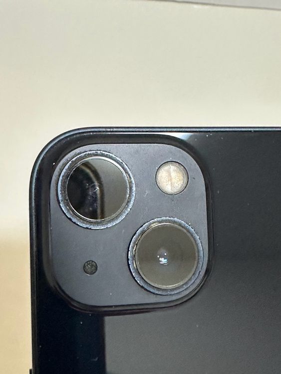 ���Хåƥ꡼82% SIM�ե꡼ iPhone13 128GB �ߥåɥʥ���