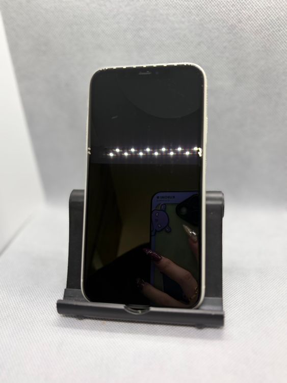 ���ϥԥͥ��ͥå� SIM�ե꡼ iPhone11 128GB �ۥ磻�� �Хåƥ꡼83%