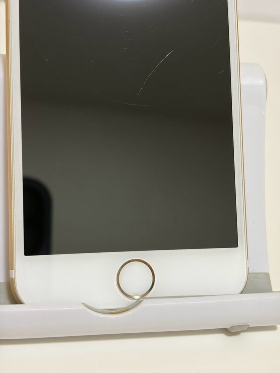 ムスビー｜○iPhone6 64GB ゴールド docomo【iPhone6 NTTドコモ】￥2,800