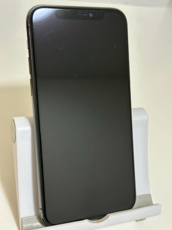 ���Хåƥ꡼83% SIM�ե꡼ iPhone11Pro 256GB ���ڡ������졼