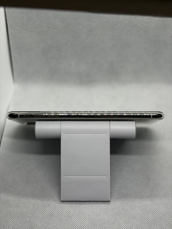 ���Хåƥ꡼83% SIM�ե꡼ iPhoneXSMax 512GB ����С�