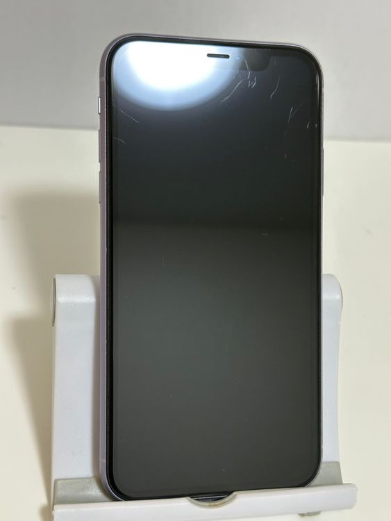 ���Хåƥ꡼81% SIM�ե꡼ iPhone11 64GB �ѡ��ץ�