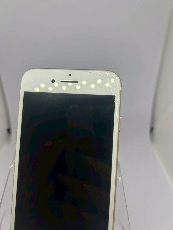 ��SIM�ե꡼ iPhone7  128GB ������� �Хåƥ꡼81%