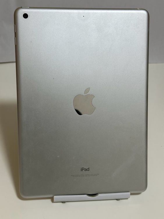���Хåƥ꡼97% iPad ��6���� 32GB ����С� Wi-Fi��ǥ�