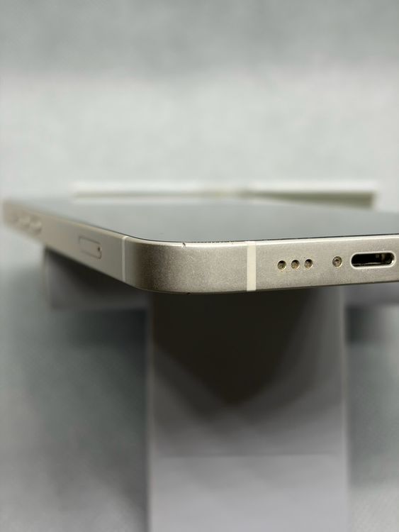 ��SIM�ե꡼ iPhone13 128GB �������饤�� �Хåƥ꡼80%