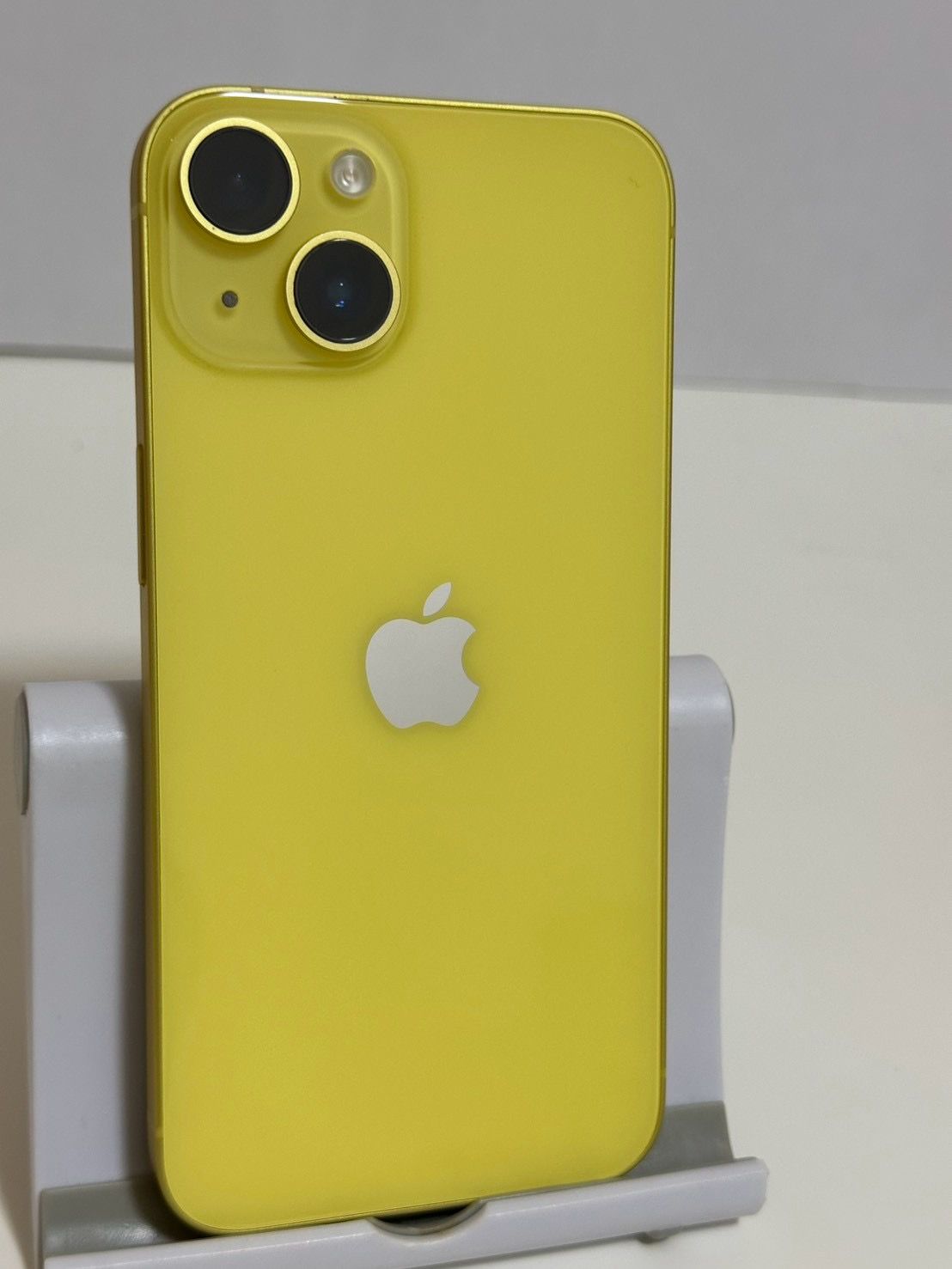 SIMフリーiPhone 14 128GBイエロー 純正バッテリー交換済み超美品 ムスビー｜○美品 バッテリー85% SIMフリー iPhone14 128GB イエロー