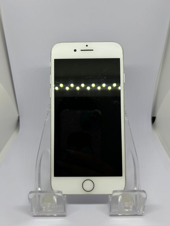 ��SIM�ե꡼ iPhone8  64GB ����С� �Хåƥ꡼79%