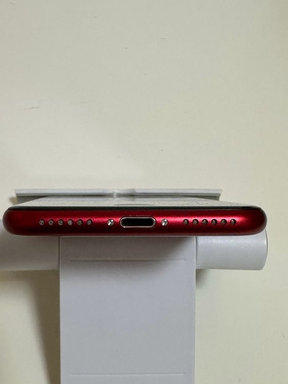 ���Хåƥ꡼100% Ķ���� SIM�ե꡼ iPhoneSE ��3���� 128GB ��å�