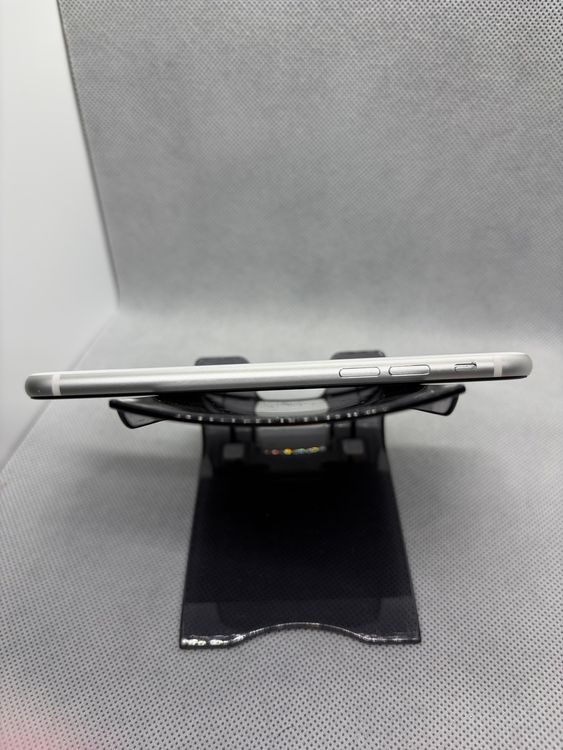 ���ϥԥͥ��ͥå� SIM�ե꡼ iPhoneSE ��2���� 64GB �ۥ磻�� �Хåƥ꡼88%