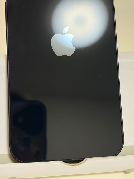 ���Хåƥ꡼82% SIM�ե꡼ iPhone14 128GB �ߥåɥʥ���