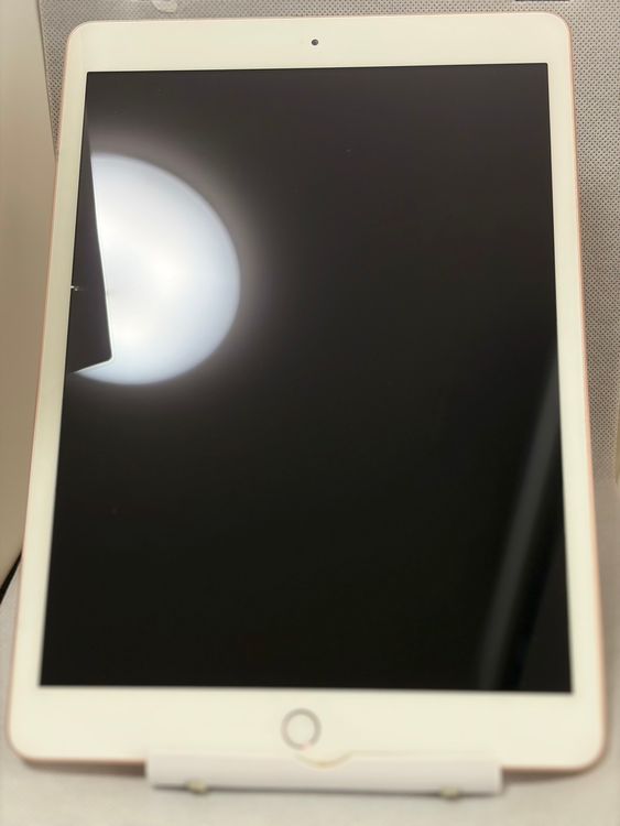 ��iPad ��8���� 128GB ������������� Wi-Fi��ǥ�