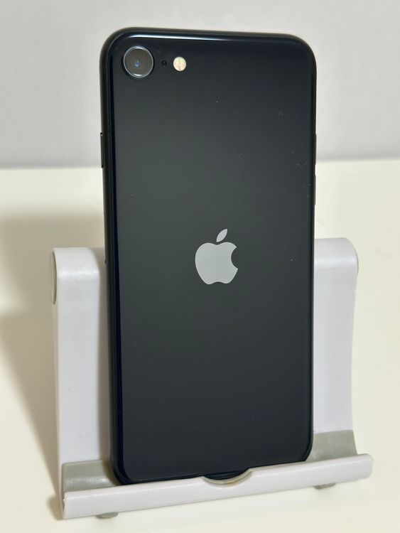 ���Хåƥ꡼97% SIM�ե꡼ iPhoneSE ��3���� 64GB �ߥåɥʥ���