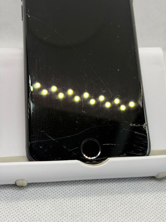 ���ϥԥͥ��ͥå� SIM�ե꡼ iPhoneSE ��2���� 128GB �֥�å�