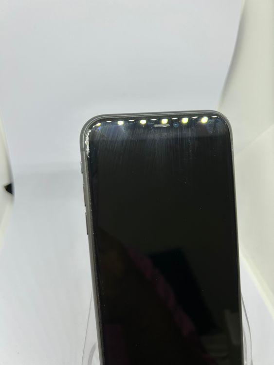 ��SIM�ե꡼ iPhone11  64GB �֥�å� �Хåƥ꡼75%