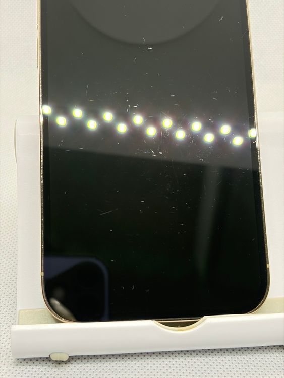 ���Хåƥ꡼81% SIM�ե꡼ iPhone14Pro 512GB �������