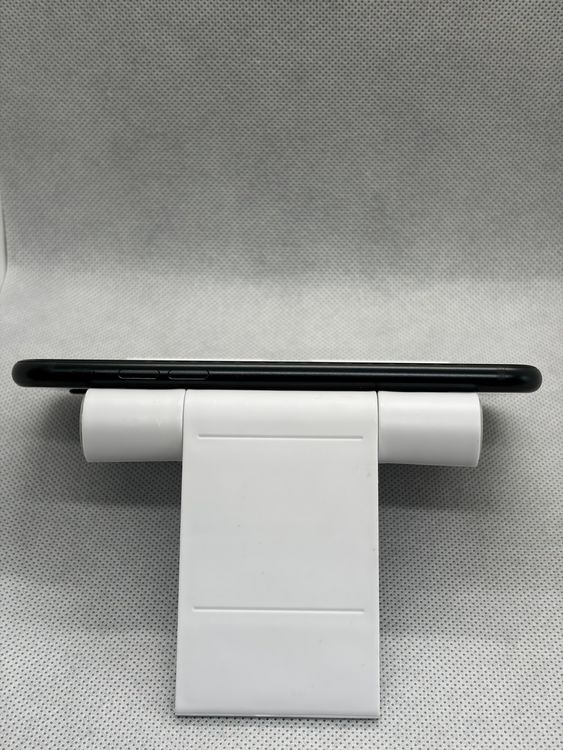 ���Хåƥ꡼100% SIM�ե꡼ iPhoneSE ��3���� 64GB �ߥåɥʥ���