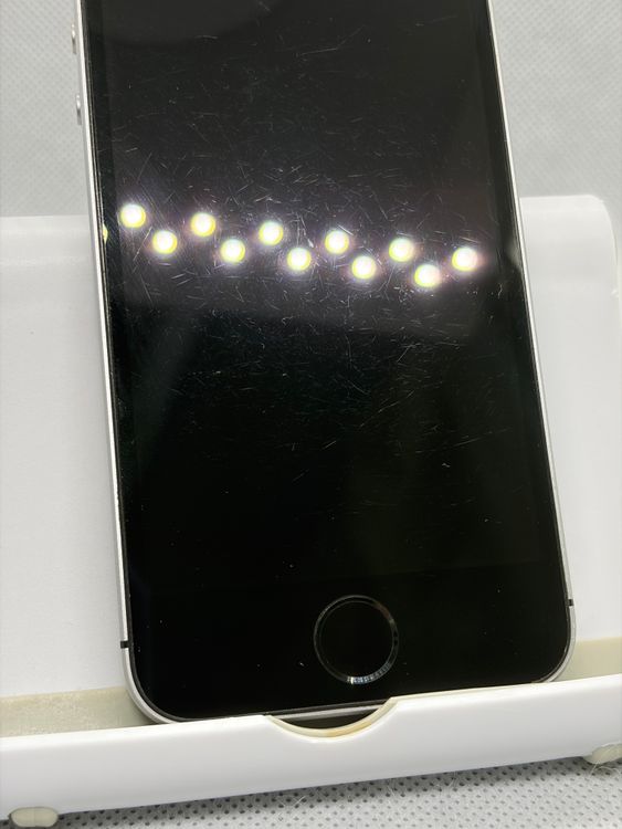 ���ϥԥͥ��ͥå� SIM�ե꡼ iPhoneSE 128GB ���ڡ������쥤��96%