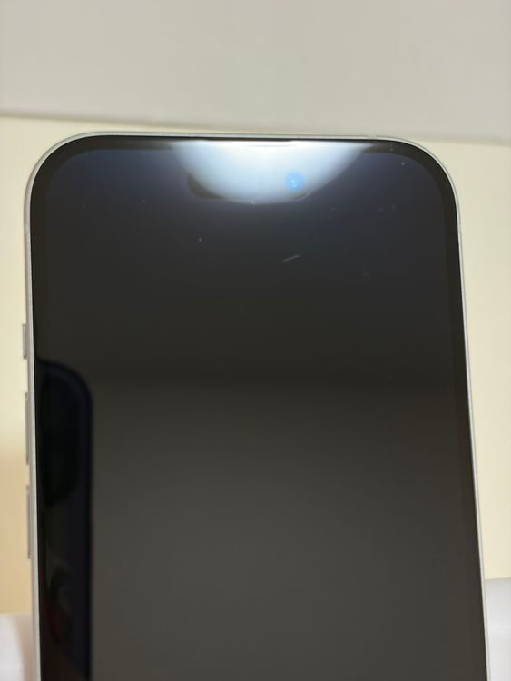 ���Хåƥ꡼100% SIM�ե꡼ iPhone15 128GB �֥롼