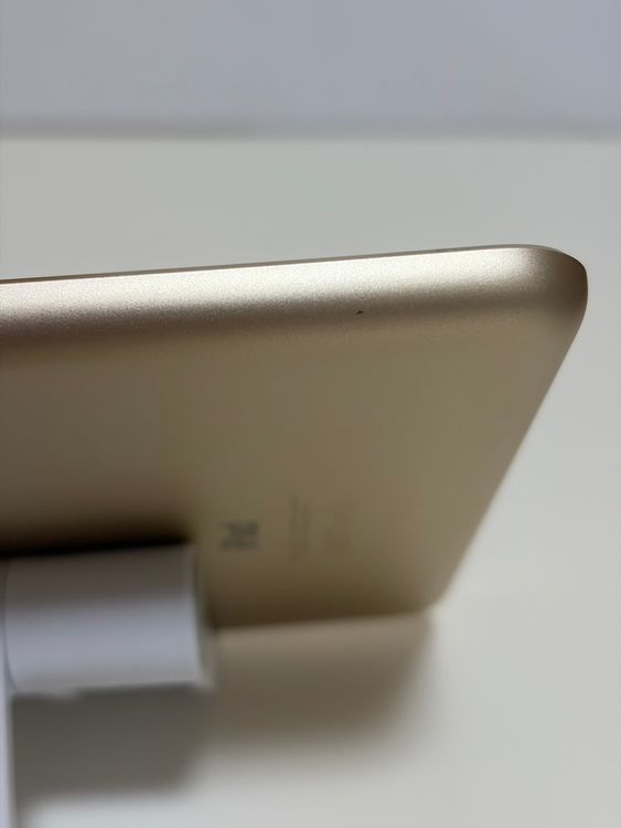 ���Хåƥ꡼82% ���� iPad mini ��3���� 16GB �������
