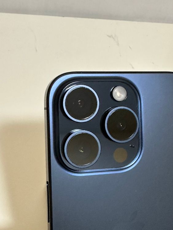 ������ SIM�ե꡼ iPhone15Pro 512GB �֥롼�����˥���