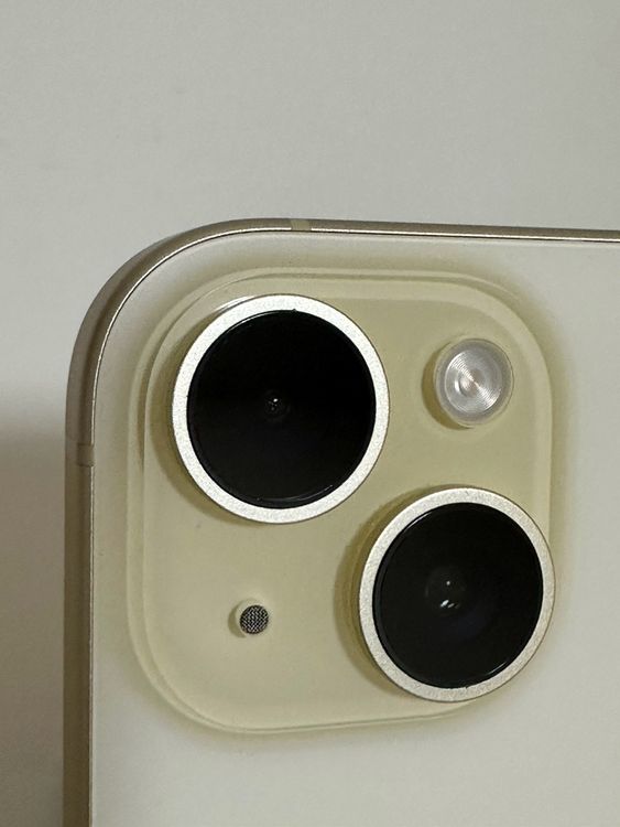 ���Хåƥ꡼87% SIM�ե꡼ iPhone15 128GB ��������