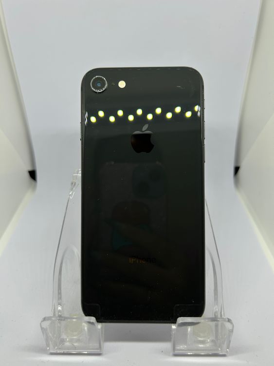 iPhone8（SIMフリー・） 商品一覧｜ムスビー【中古スマホ・中古