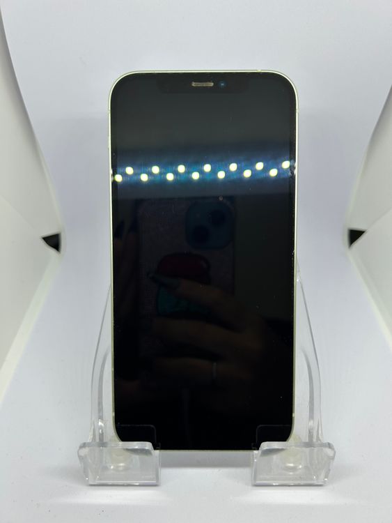 ��Ķ���� SIM�ե꡼ iPhone12  128GB ���꡼��