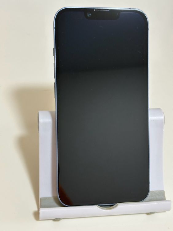 ���Хåƥ꡼100% SIM�ե꡼ iPhone14 128GB �֥롼
